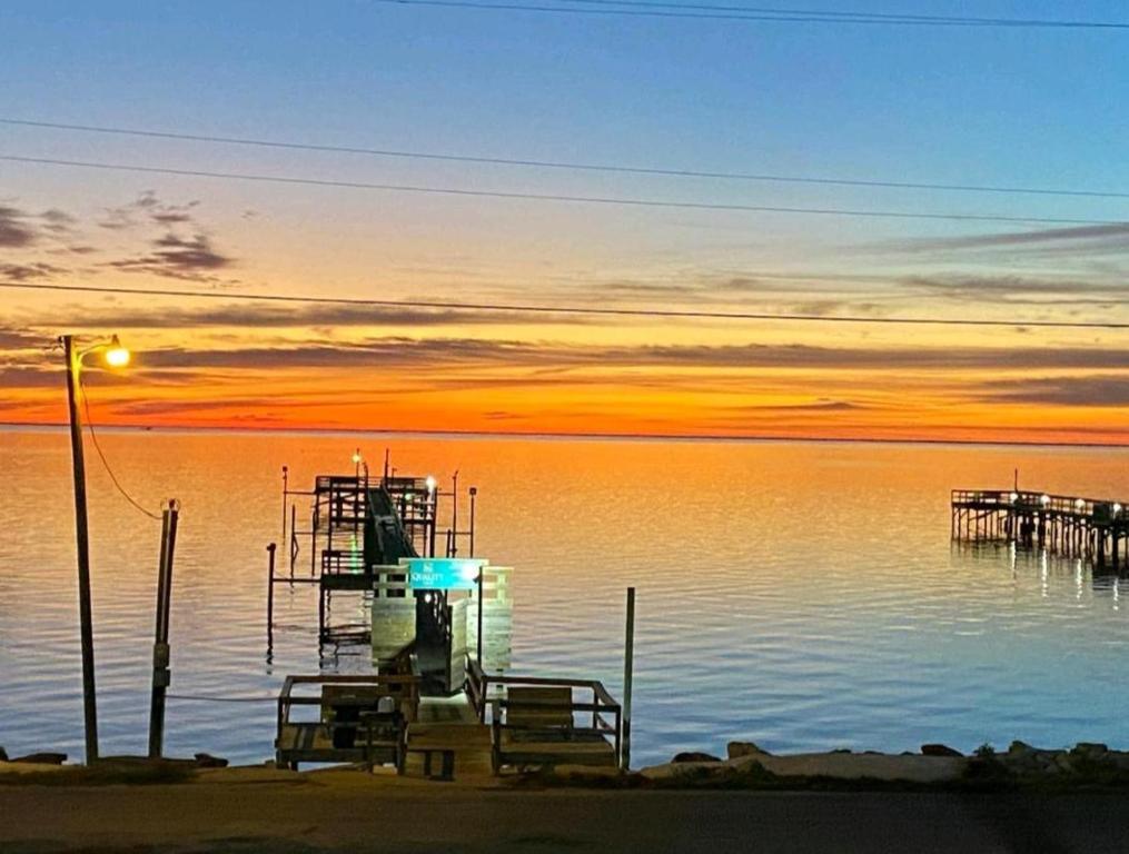 Quality Inn on Aransas Bay Main image 1